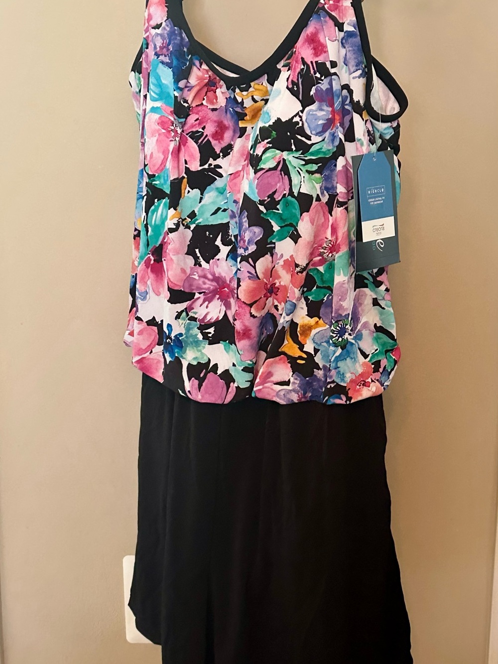 Maxine Of Hollywood Women Swimsuit Romper Size 16W NWT